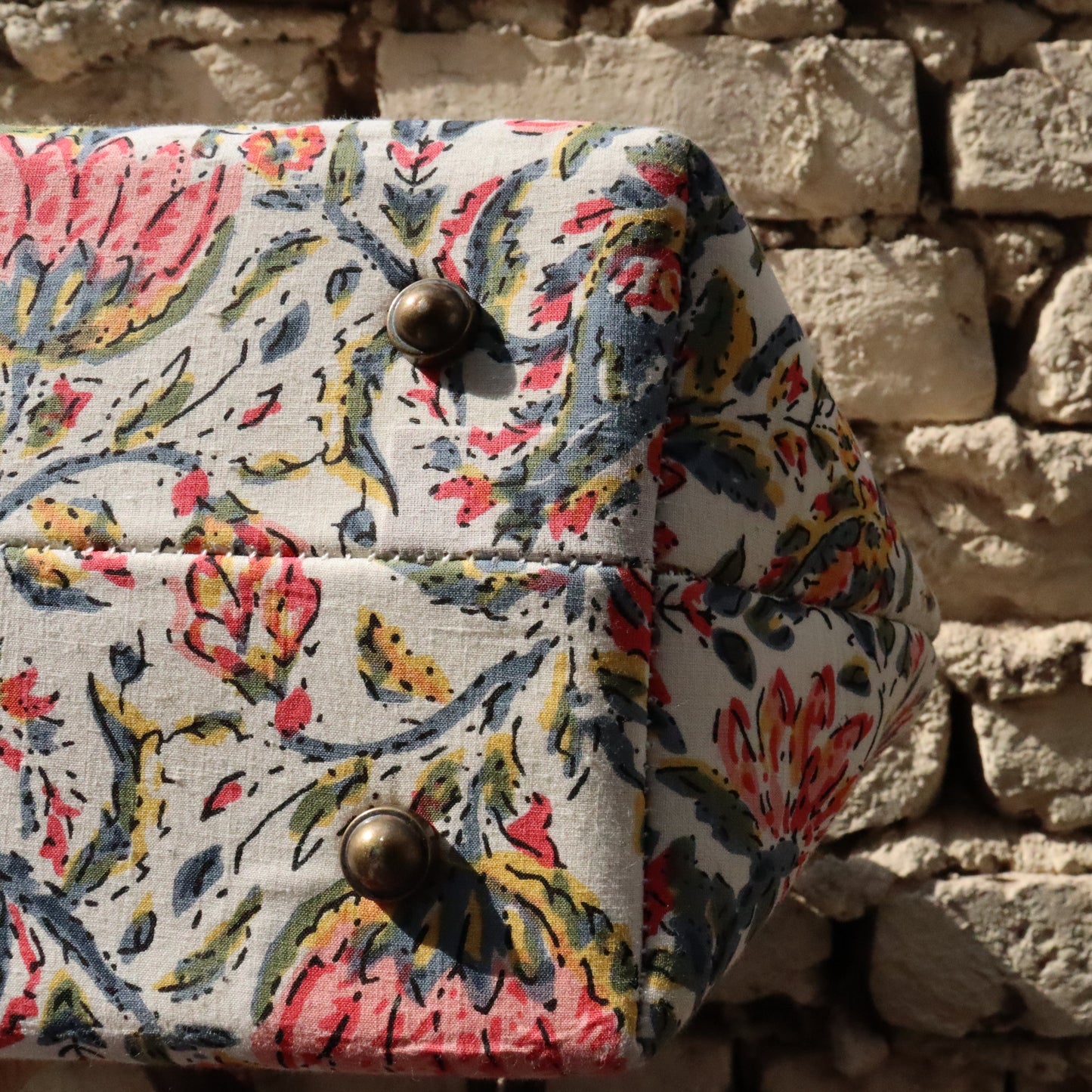 The Indian Tote - कमल