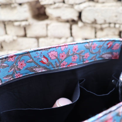 The Indian Tote - क्यारी