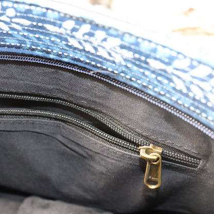 The Indian Tote - कुमुद