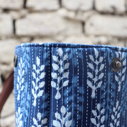 The Indian Tote - कुमुद